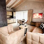 Malino & Residences - And Bike 아파트