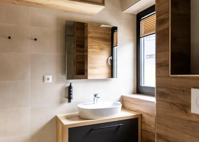 Malino & Residences - And Bike Apartment