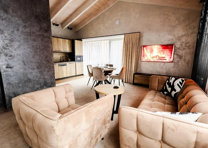 Malino & Residences - And Bike Apartment